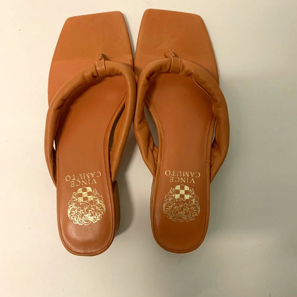 VINCE CAMUTO STACKED HEEL SANDALS
